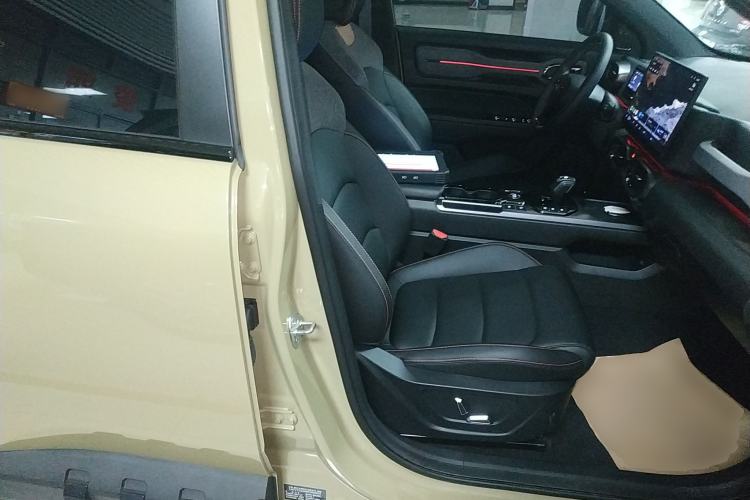 Used Geely Auto Cowboy 2025 1.5TD Fun-Offroad Version Right Front Seat