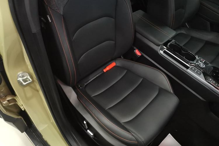 Used Geely Auto Cowboy 2025 1.5TD Fun-Offroad Version Right Front Seat