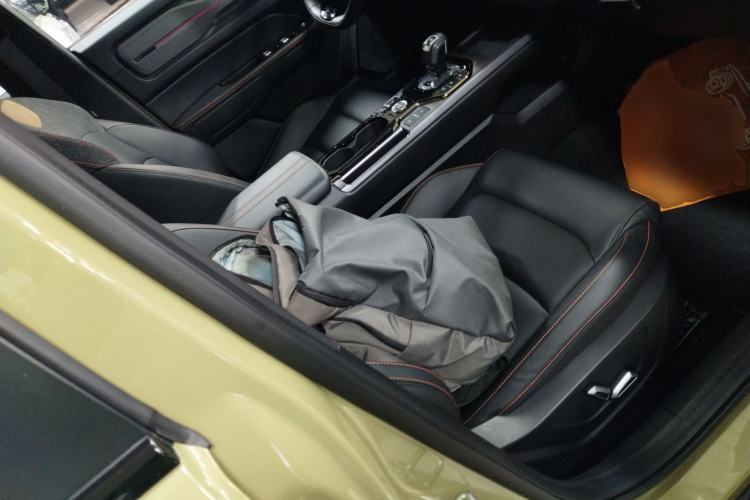 Used Geely Auto Cowboy 2025 1.5TD Fun-Offroad Version Right Front Seat