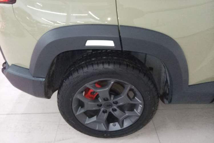Used Geely Auto Cowboy 2025 1.5TD Fun-Offroad Version Right Rear Wheel Hub