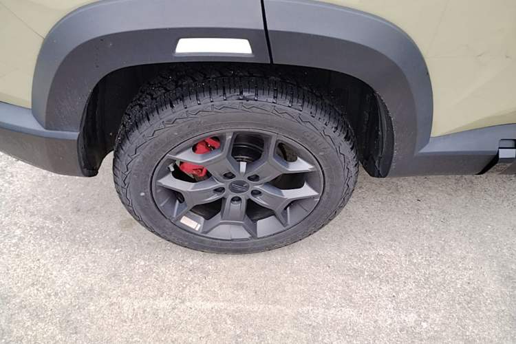 Used Geely Auto Cowboy 2025 1.5TD Fun-Offroad Version Right Rear Wheel Hub