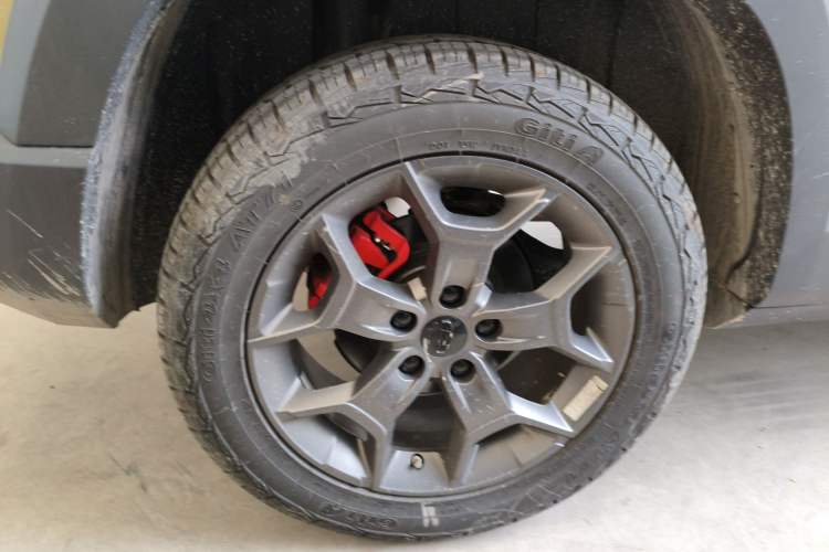 Used Geely Auto Cowboy 2025 1.5TD Fun-Offroad Version Right Rear Wheel Hub