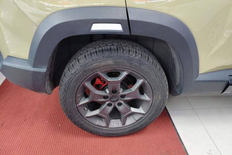 Used Geely Auto Cowboy 2025 1.5TD Fun-Offroad Version Right Rear Wheel Hub