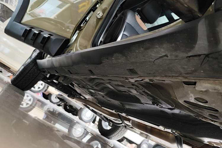 Used Geely Auto Cowboy 2025 1.5TD Fun-Offroad Version Right Side Sill