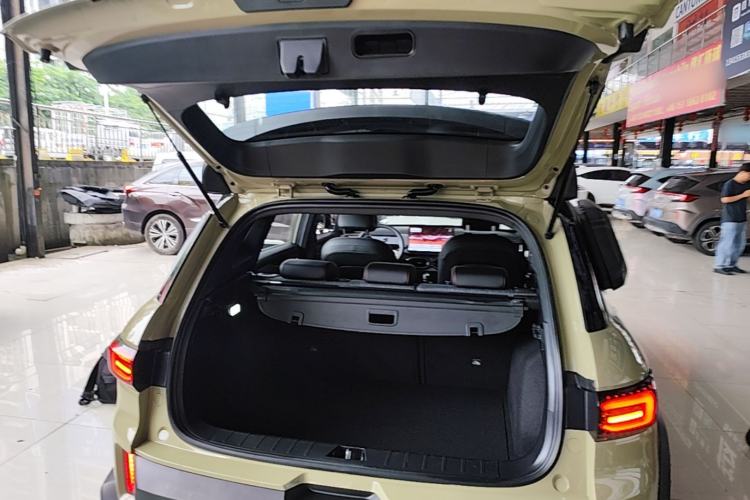 Used Geely Auto Cowboy 2025 1.5TD Fun-Offroad Version Trunk