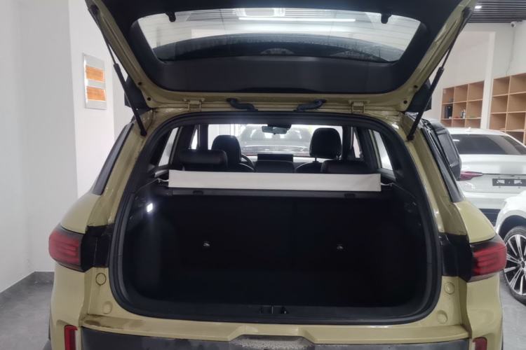 Used Geely Auto Cowboy 2025 1.5TD Fun-Offroad Version Trunk