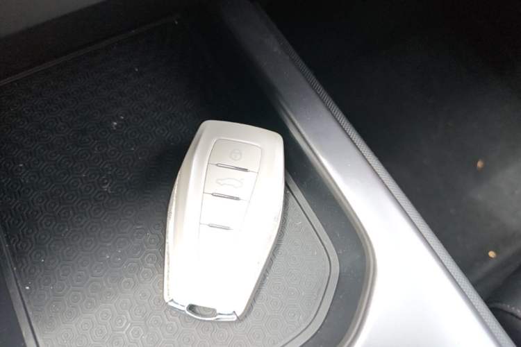 Used Geely Auto Cowboy 2025 1.5TD Fun-Offroad Version Vehicle Key