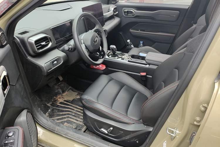 Used Geely Auto Cowboy 2025 1.5TD Fun-Offroad Version Left Front Seat