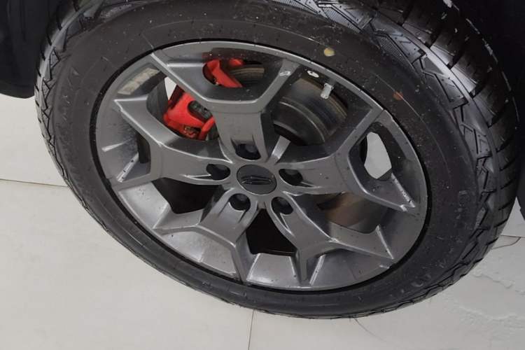 Used Geely Auto Cowboy 2025 1.5TD Fun-Offroad Version Right Rear Wheel Hub