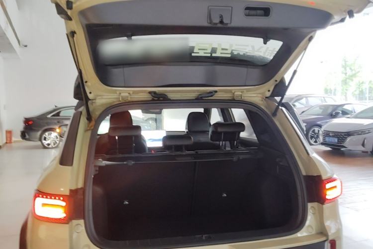 Used Geely Auto Cowboy 2025 1.5TD Fun-Offroad Version Trunk