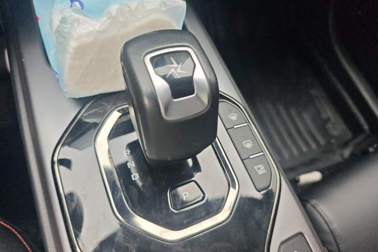 Used Geely Auto Cowboy 2025 1.5TD Fun-Offroad Version Gear Lever