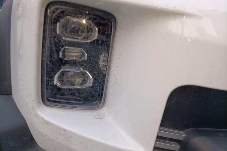 Used Geely Auto Cowboy 2025 1.5TD Trendy Play Edition Right Front Headlight