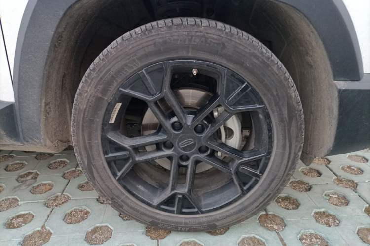 Used Geely Auto Cowboy 2025 1.5TD Trendy Play Edition Right Front Wheel Hub