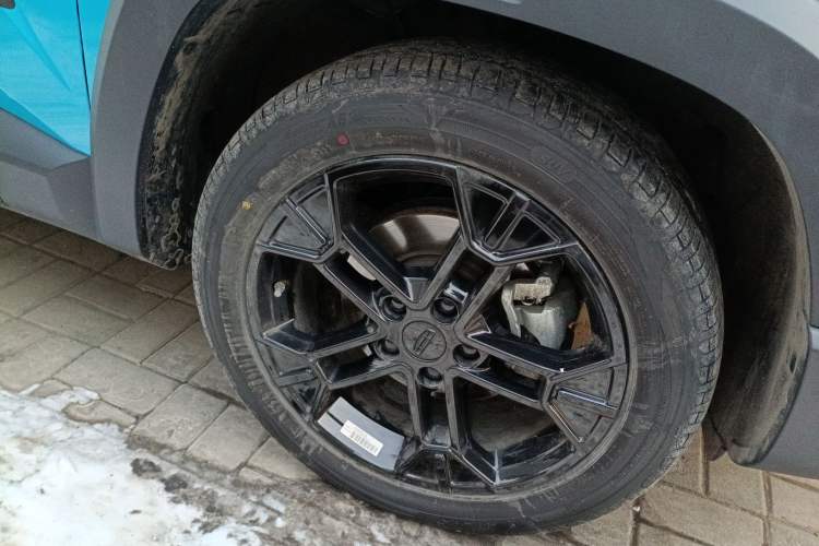Used Geely Auto Cowboy 2025 1.5TD Fun-Offroad Version Right Front Wheel Hub