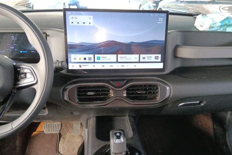 Used Geely Auto Cowboy 2025 1.5TD Trendy Play Edition Audio And AC Panel