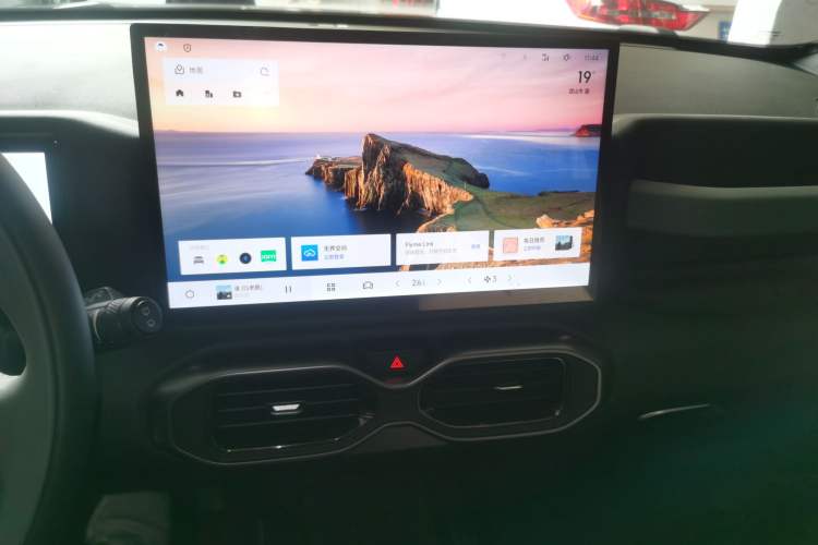 Used Geely Auto Cowboy 2025 1.5TD Fun-Offroad Version Audio And AC Panel