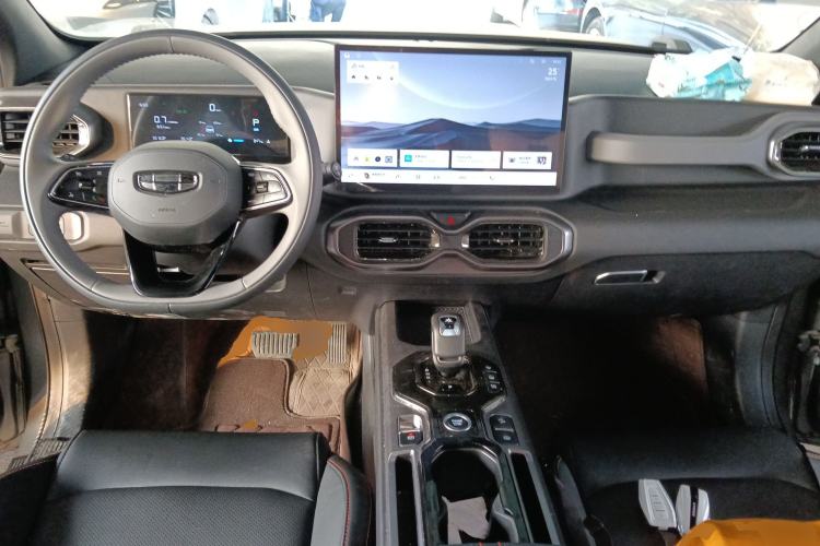 Used Geely Auto Cowboy 2025 1.5TD Trendy Play Edition Center Console