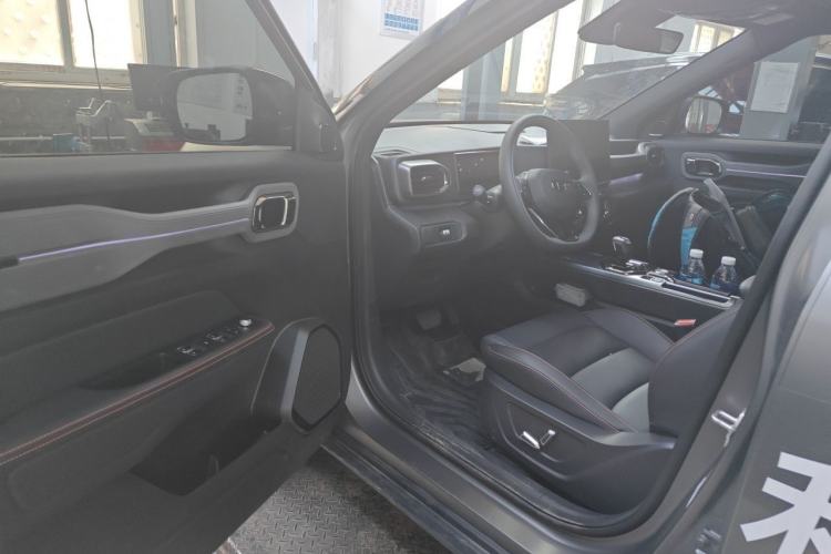 Used Geely Auto Cowboy 2025 1.5TD Fun-Offroad Version Driver Seat
