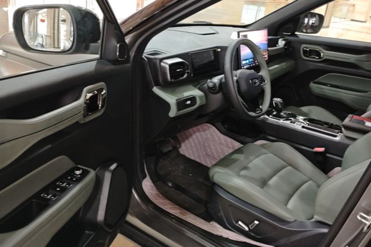 Used Geely Auto Cowboy 2025 1.5TD Trendy Play Edition Driver Seat