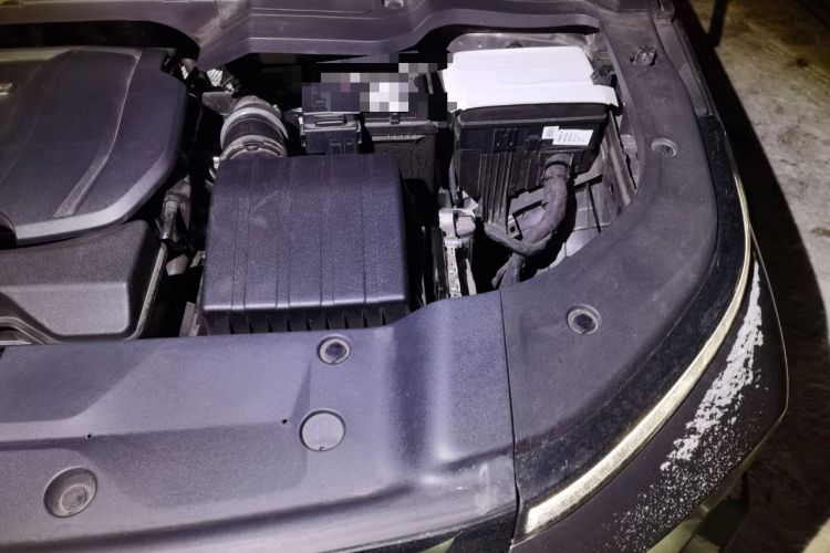 Used Geely Auto Cowboy 2025 1.5TD Fun-Offroad Version Engine Bay Left