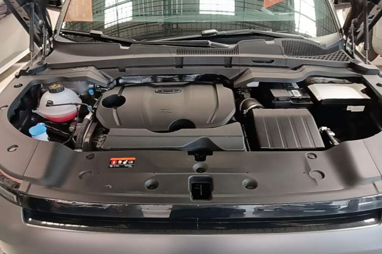 Used Geely Auto Cowboy 2025 1.5TD Fun-Offroad Version Engine Bay