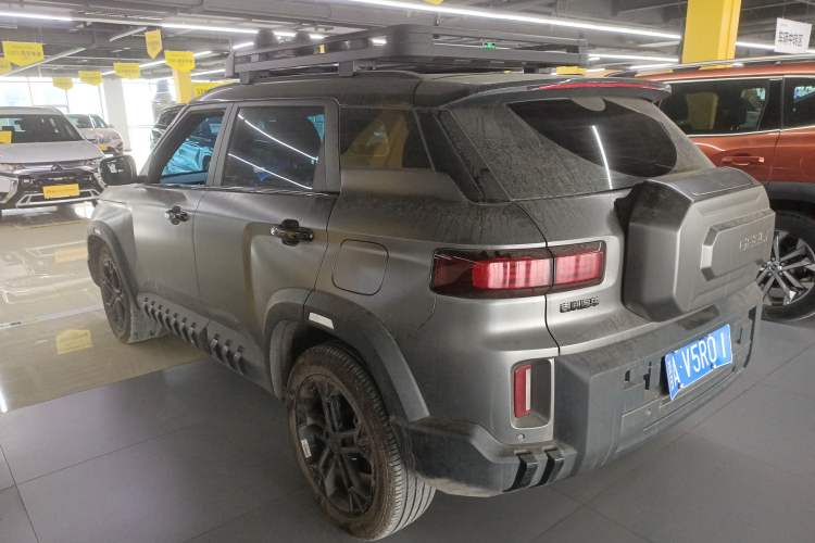 Used Geely Auto Cowboy 2025 1.5TD Trendy Play Edition Exterior 2