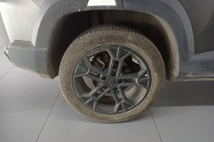 Used Geely Auto Cowboy 2025 1.5TD Trendy Play Edition Exterior 5