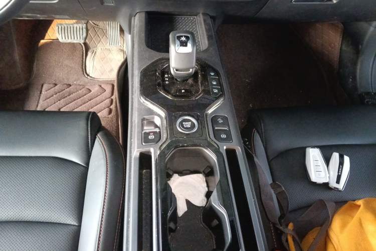 Used Geely Auto Cowboy 2025 1.5TD Trendy Play Edition Gear Lever