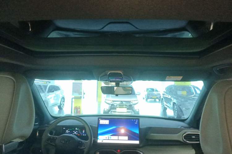 Used Geely Auto Cowboy 2025 1.5TD Trendy Play Edition Headliner