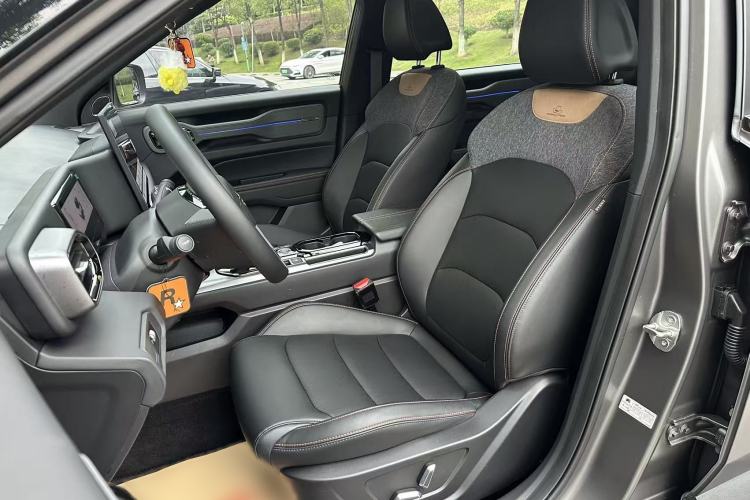Used Geely Auto Cowboy 2025 1.5TD Fun-Offroad Version Interior 10