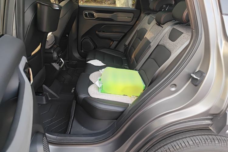 Used Geely Auto Cowboy 2025 1.5TD Fun-Offroad Version Interior 4