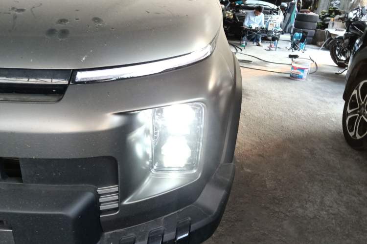 Used Geely Auto Cowboy 2025 1.5TD Trendy Play Edition Left Front Headlight