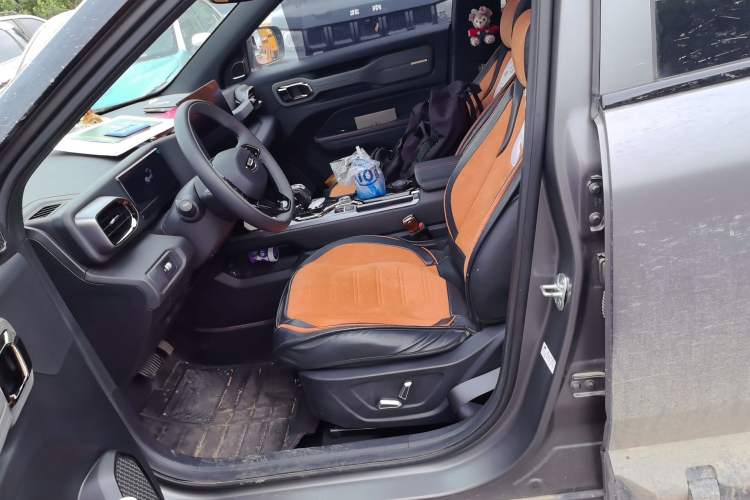 Used Geely Auto Cowboy 2025 1.5TD Fun-Offroad Version Left Front Seat