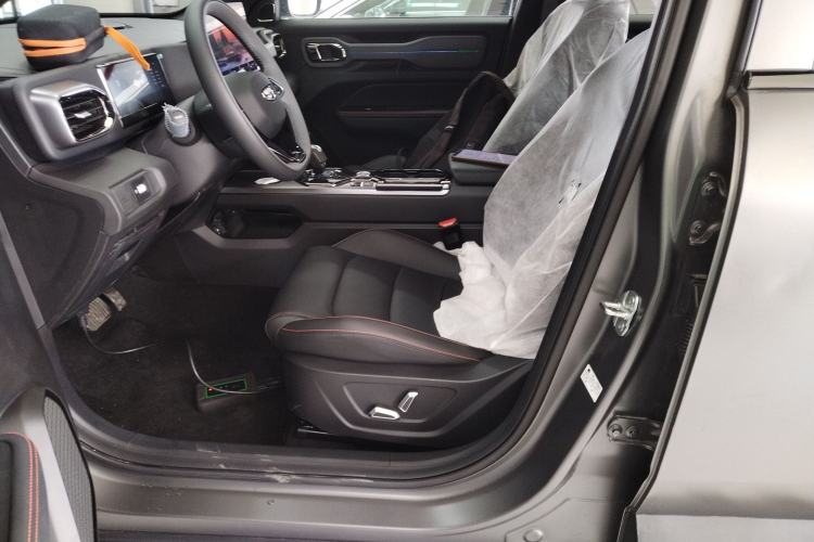 Used Geely Auto Cowboy 2025 1.5TD Fun-Offroad Version Left Front Seat