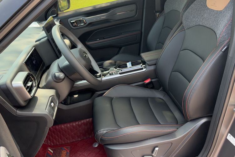 Used Geely Auto Cowboy 2025 1.5TD Fun-Offroad Version Left Front Seat