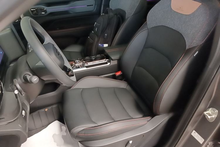 Used Geely Auto Cowboy 2025 1.5TD Fun-Offroad Version Left Front Seat