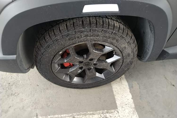 Used Geely Auto Cowboy 2025 1.5TD Fun-Offroad Version Left Front Wheel Hub