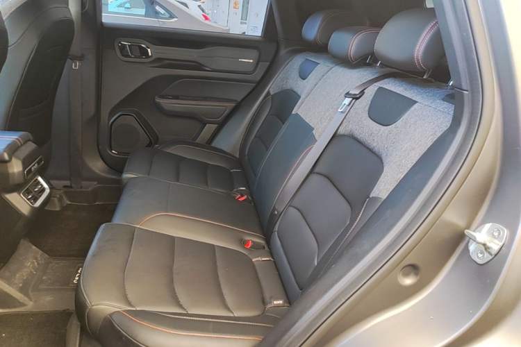 Used Geely Auto Cowboy 2025 1.5TD Trendy Play Edition Left Rear Seat