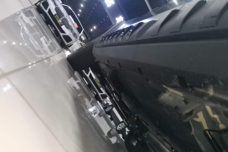 Used Geely Auto Cowboy 2025 1.5TD Trendy Play Edition Left Side Sill