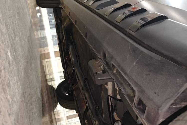 Used Geely Auto Cowboy 2025 1.5TD Trendy Play Edition Left Side Sill
