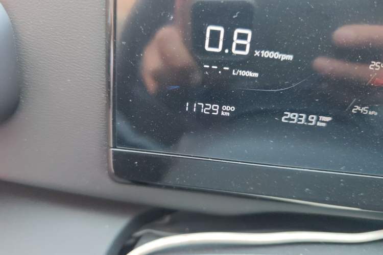 Used Geely Auto Cowboy 2025 1.5TD Trendy Play Edition Odometer Close Up