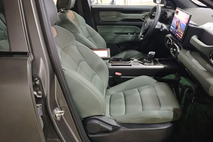 Used Geely Auto Cowboy 2025 1.5TD Trendy Play Edition Right Front Seat