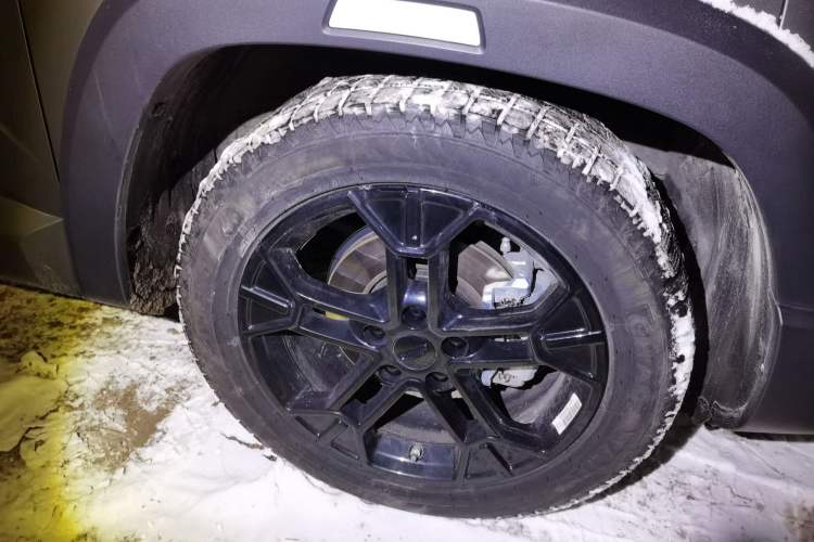 Used Geely Auto Cowboy 2025 1.5TD Fun-Offroad Version Right Front Wheel Hub
