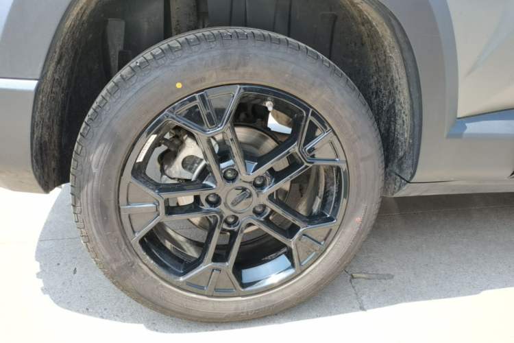 Used Geely Auto Cowboy 2025 1.5TD Trendy Play Edition Right Rear Wheel Hub