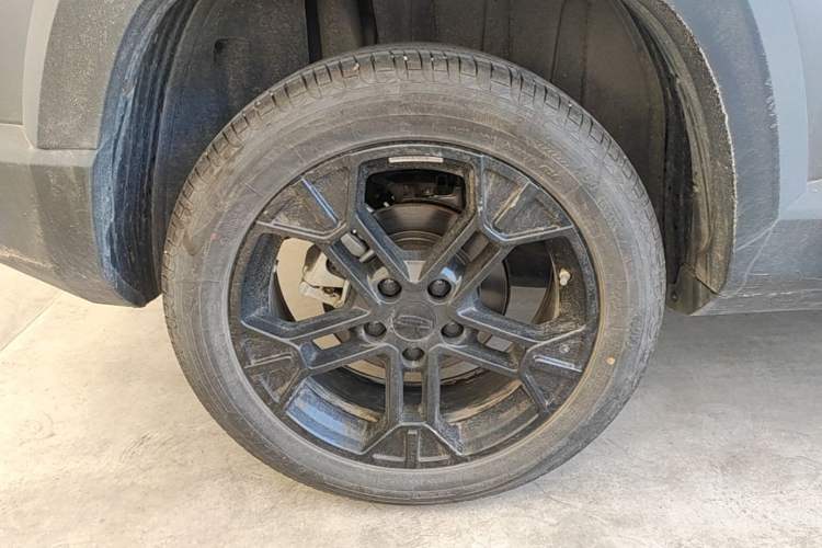 Used Geely Auto Cowboy 2025 1.5TD Trendy Play Edition Right Rear Wheel Hub