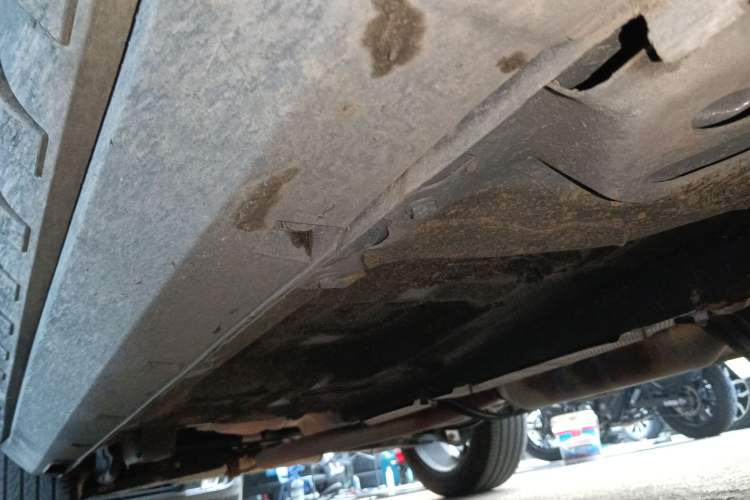 Used Geely Auto Cowboy 2025 1.5TD Trendy Play Edition Right Side Sill