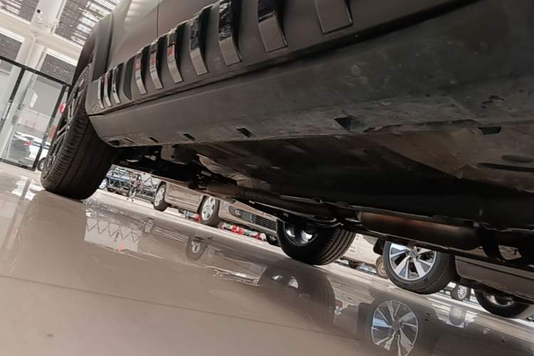 Used Geely Auto Cowboy 2025 1.5TD Fun-Offroad Version Right Side Sill