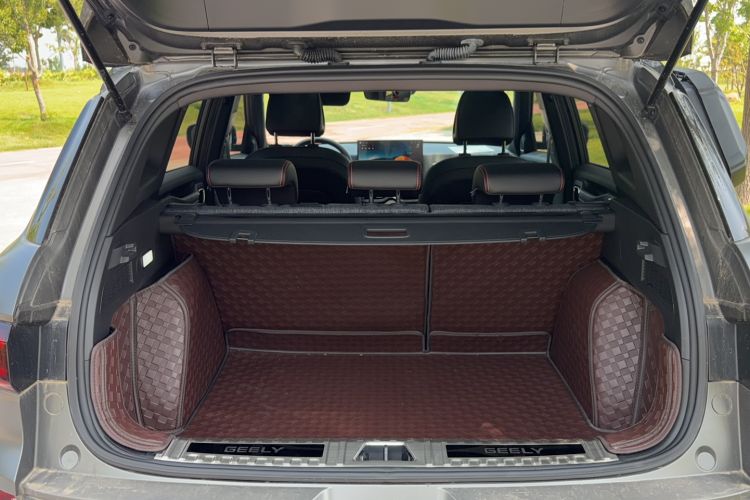 Used Geely Auto Cowboy 2025 1.5TD Fun-Offroad Version Trunk