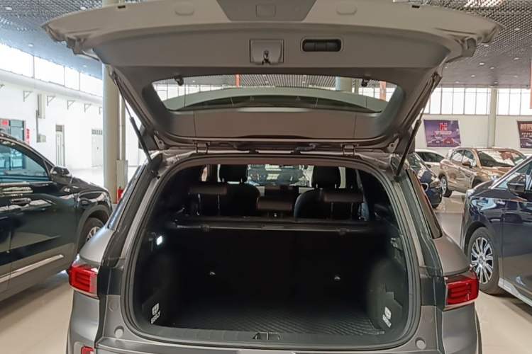 Used Geely Auto Cowboy 2025 1.5TD Fun-Offroad Version Trunk