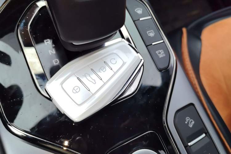 Used Geely Auto Cowboy 2025 1.5TD Fun-Offroad Version Vehicle Key